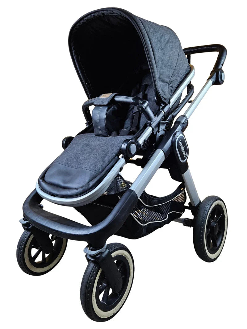 Emmaljunga - NXT90 Flat Outdoor Buggy Kinderwagen (Gestell und Sportsitz) - Schwarz in gutem Zustand