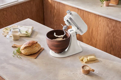 KitchenAid 4,7 L 5KSM156WBEPL Artisan Küchenmaschine mit Walnussschüssel