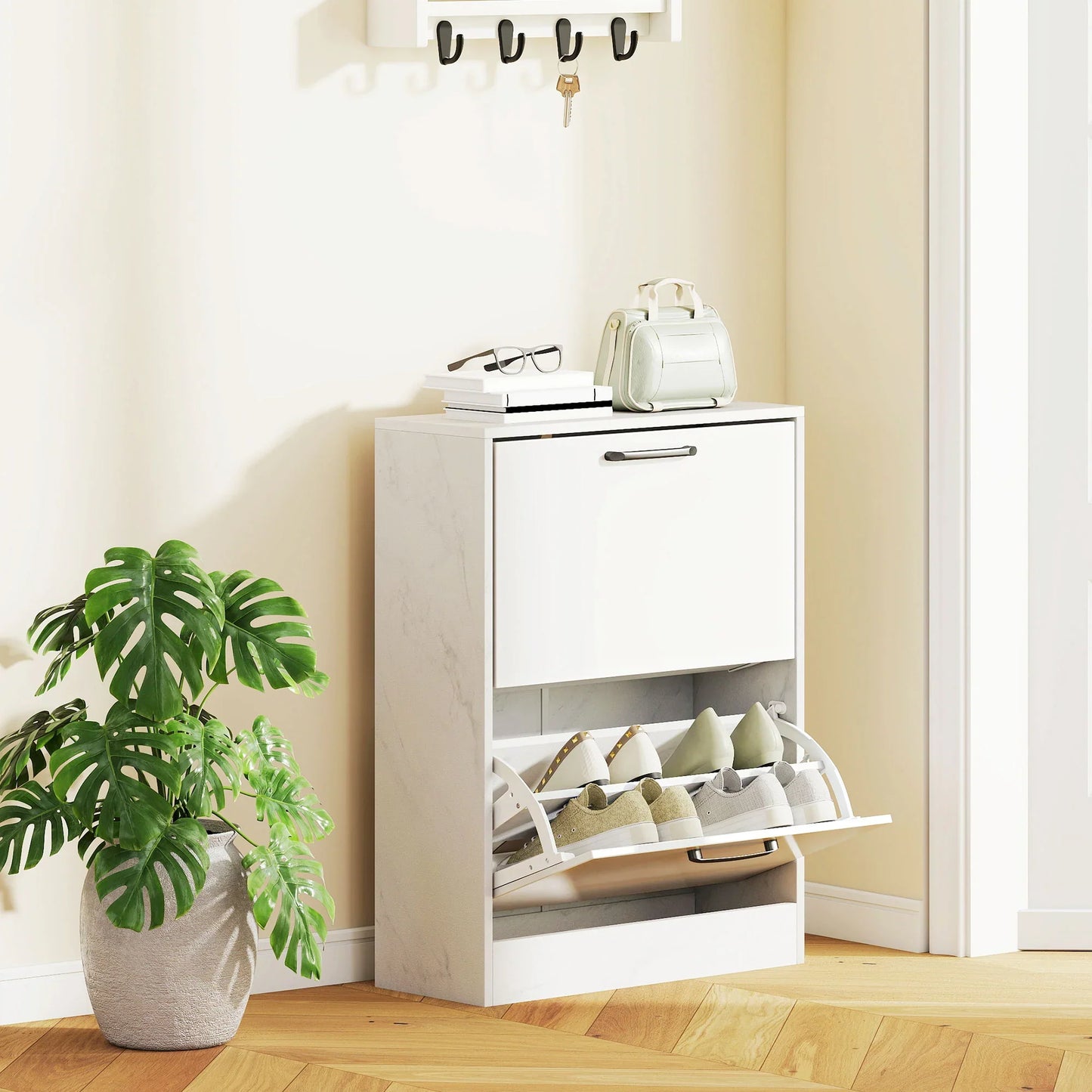 HOMCOM schmaler Schuhschrank mit 2 Hochglanz‑Klapp­türen, verstellbaren Einlegeböden, Marmor‑Design, für bis zu 8 Paar – Weiß (60 x 24 x 80 cm)